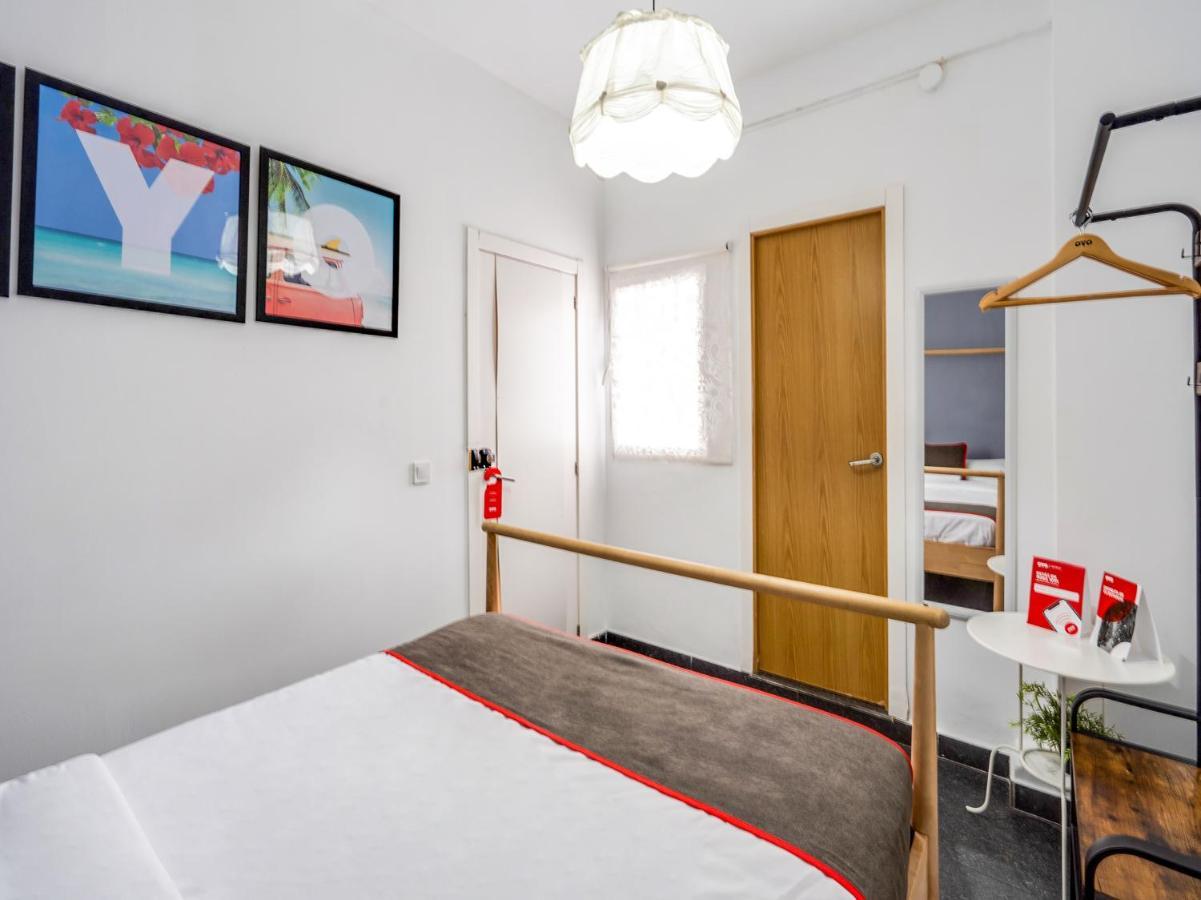 Oyo Ruzafa Guesthouse バレンシア エクステリア 写真