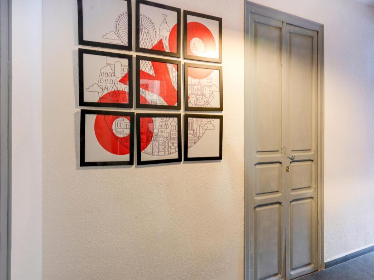 Oyo Ruzafa Guesthouse バレンシア エクステリア 写真